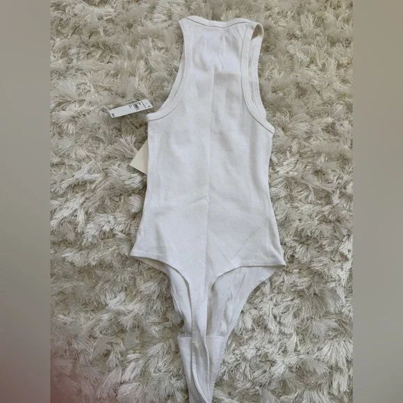 NWT Good American high neck tank bodysuit. - Picture 2 of 3